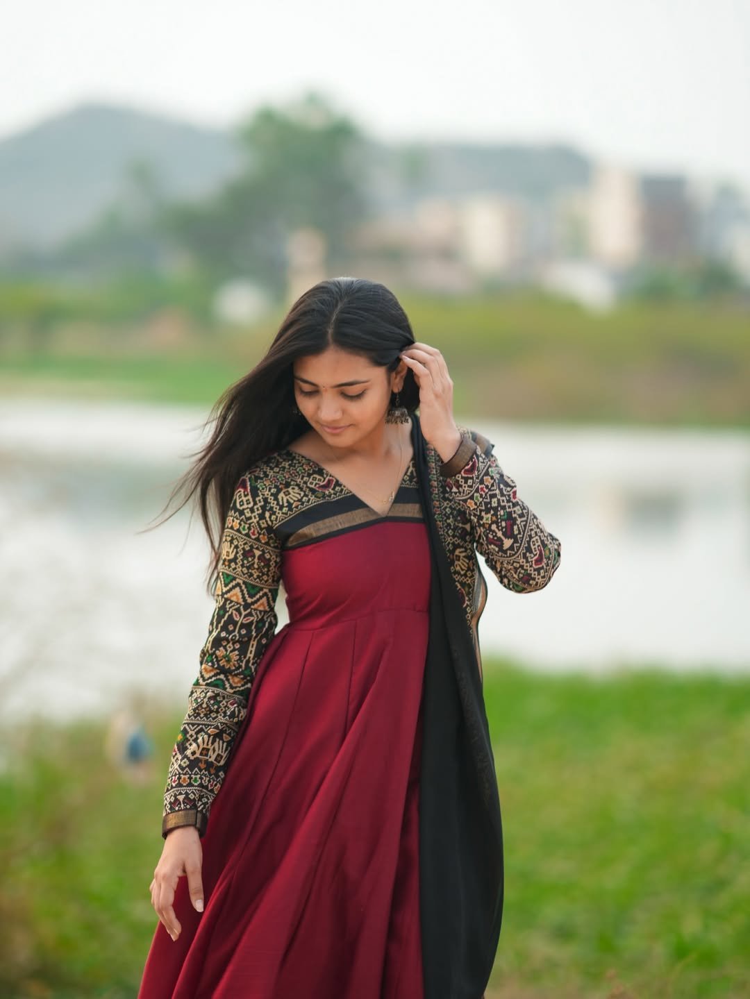 meroon anarkali - Image 5